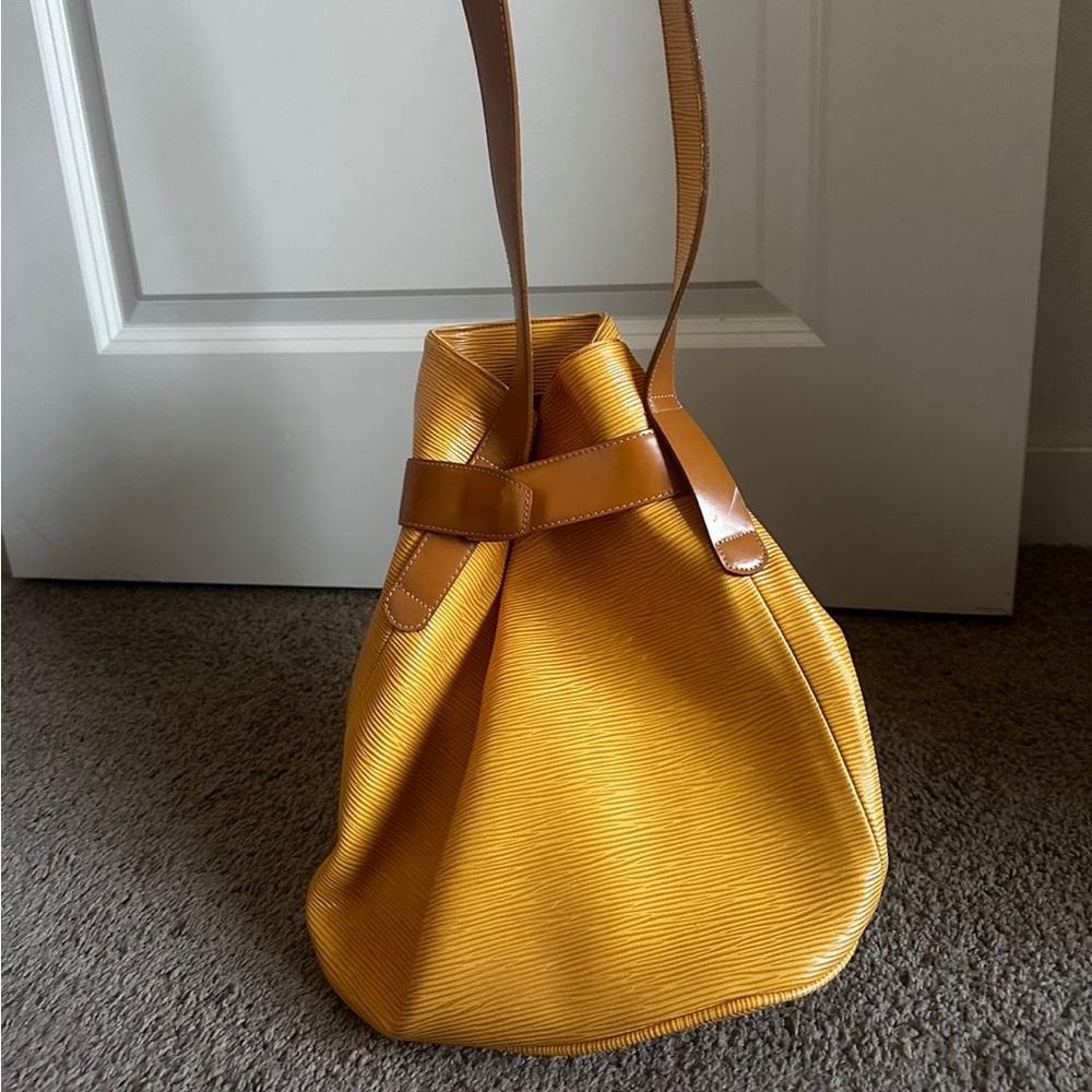 Colombia Leather Purse